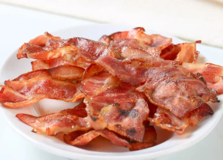 Nutricionistas revelam alimentos que eliminam de suas dietas para saúde
