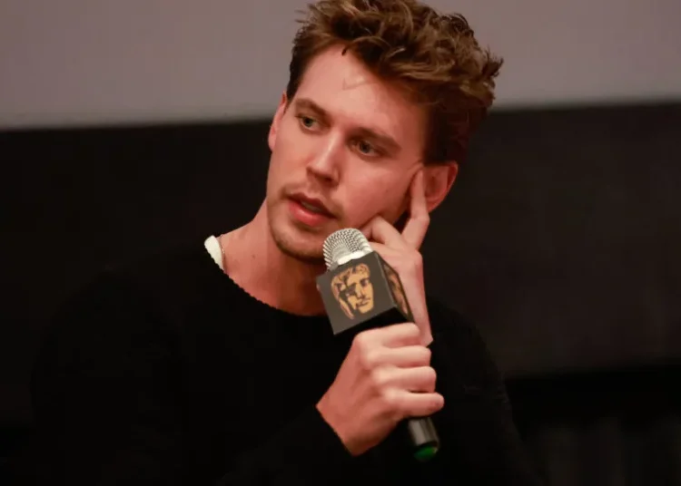 Austin Butler é favorito para assumir papel de Johnny Depp em