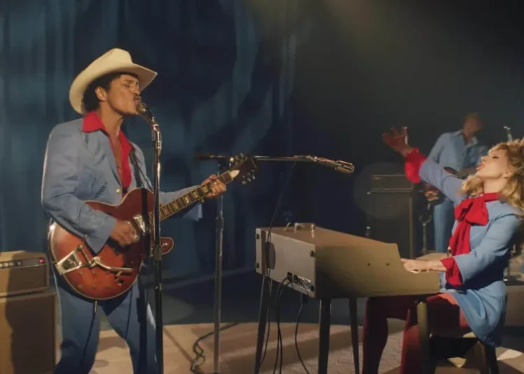 Lady Gaga e Bruno Mars vão fazer show em tributo a Los Angeles no Grammy