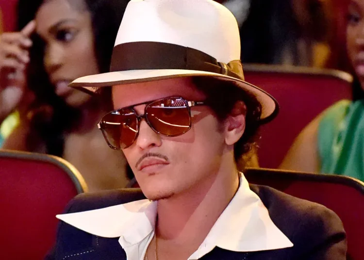 Show de Bruno Mars no Rio em outubro não será permitido, afirma prefeito