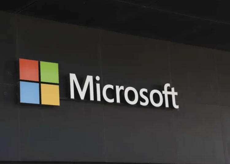 Microsoft anuncia investimento de R$ 14,7 bi em chips para data centers no Brasil