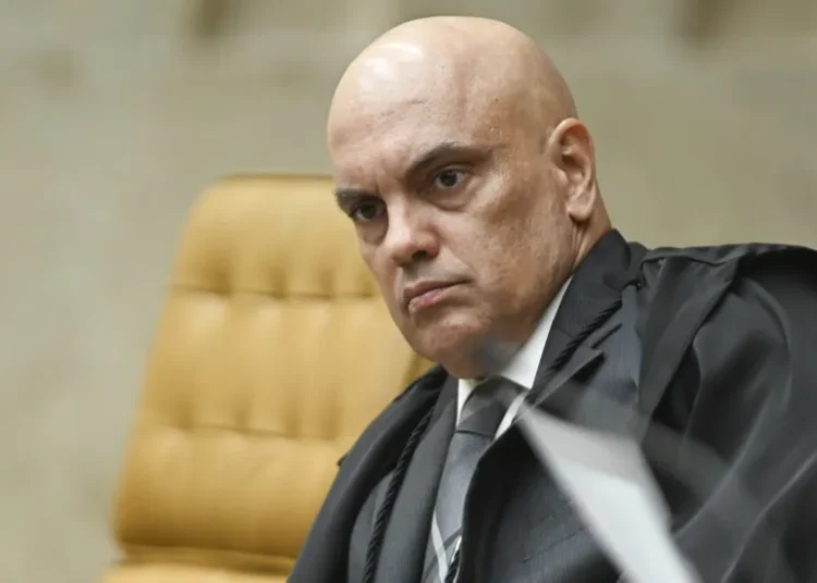 Moraes ordena bloqueio de contas da Starlink, de Musk; multas ao X passam de R$ 20 mi