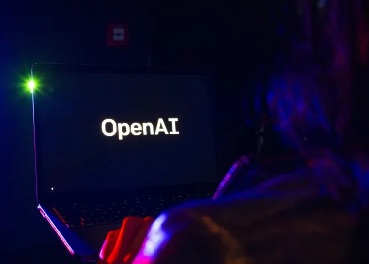 OpenAI negocia novo financiamento que avaliaria a startup em mais de US$ 100 bi, diz jornal