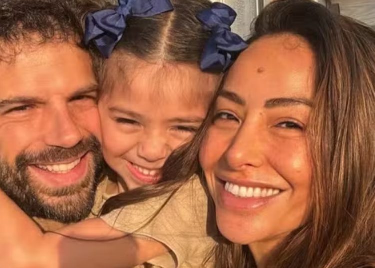 Sabrina Sato ganha homenagem do ex-marido, Duda Nagle