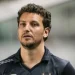 Elano revela visita a Robinho e diz: 'Neymar não está feliz'