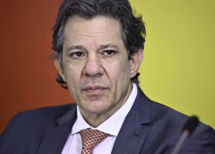 'Vamos trabalhar em uma jornada 7x0 para reeleger Lula', diz Haddad
